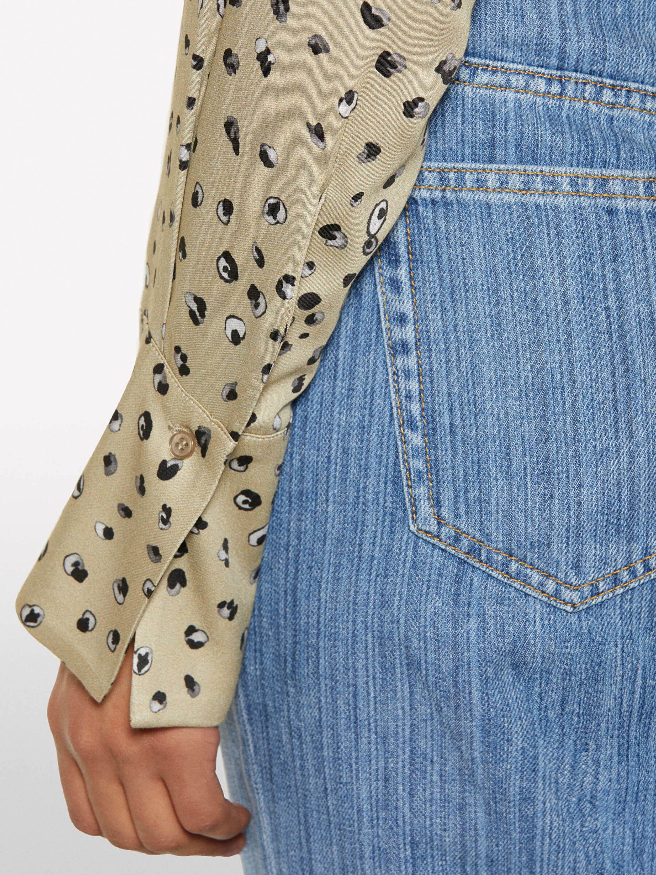 Resim Kadın Beyaz Mix %100 Viskoz Desenli Regular Fit Gömlek