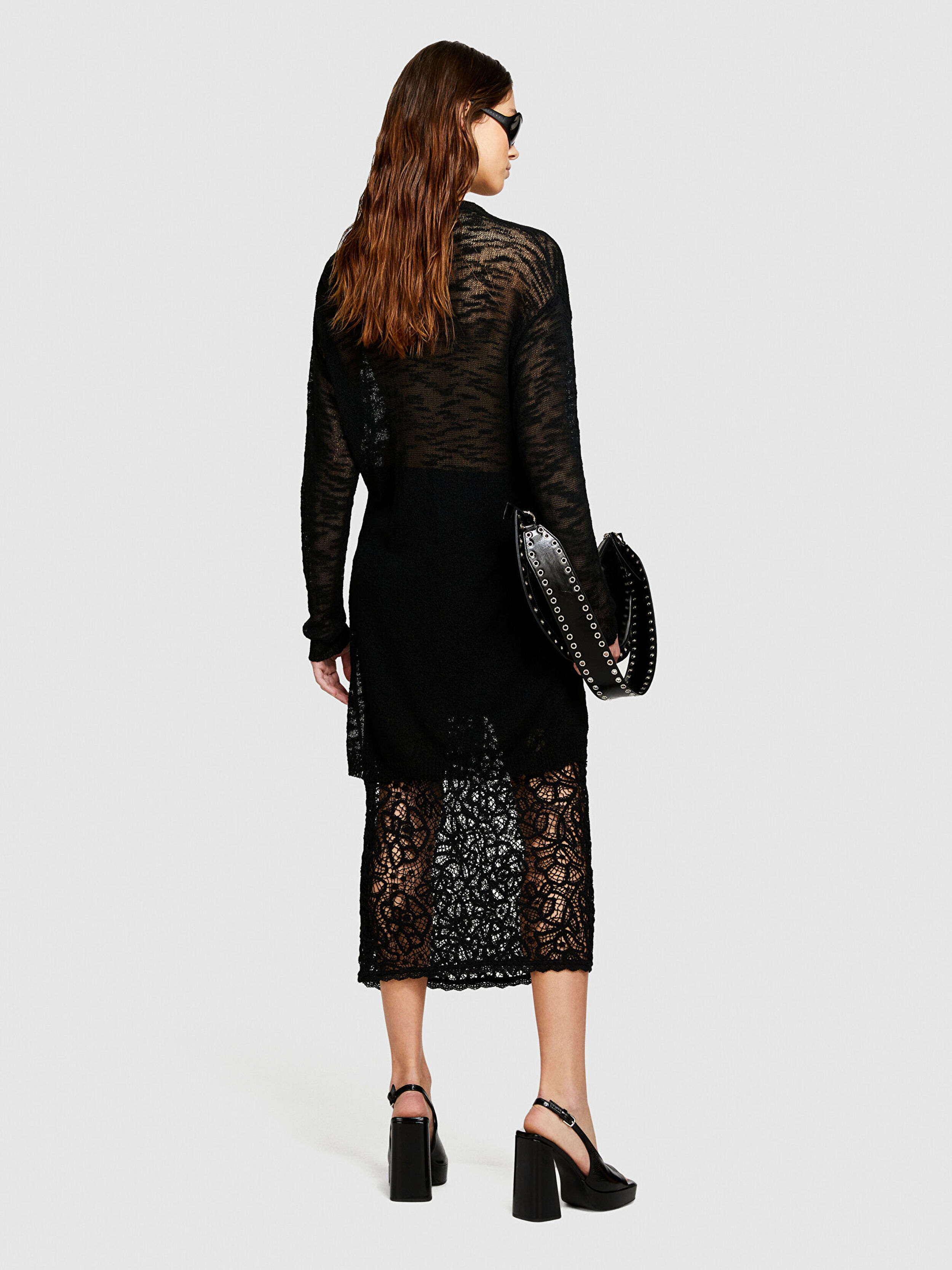 Kadın Siyah Pamuk Karışımlı İki Dokulu Yanları Yırtmaçlı Midi Kalem Etek 324P41BLL0022-100