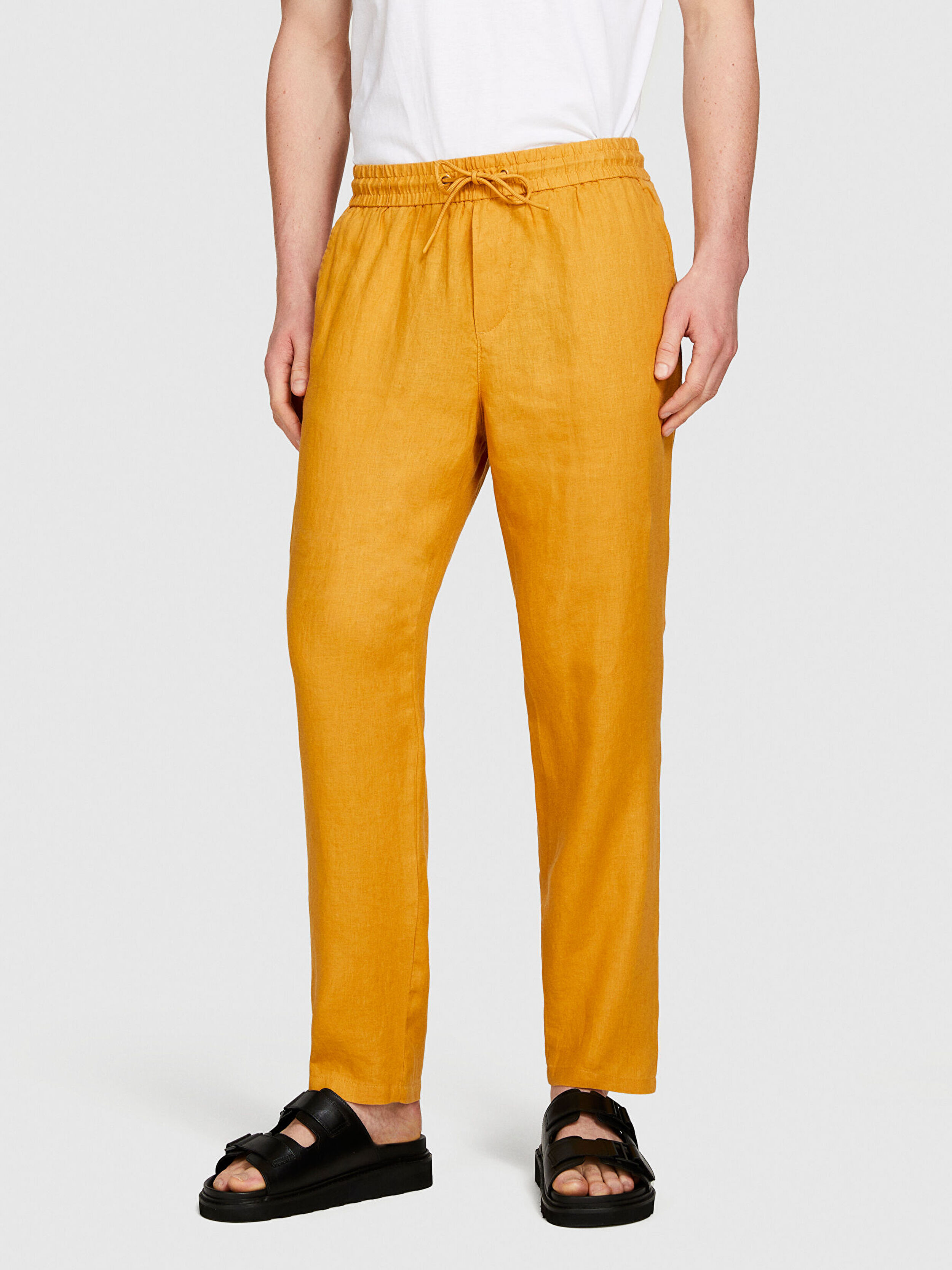 Erkek Hardal %100 Keten Beli Büzgülü İpli Slim Confort Fit Pantolon 324P4AGHSF043-1C5