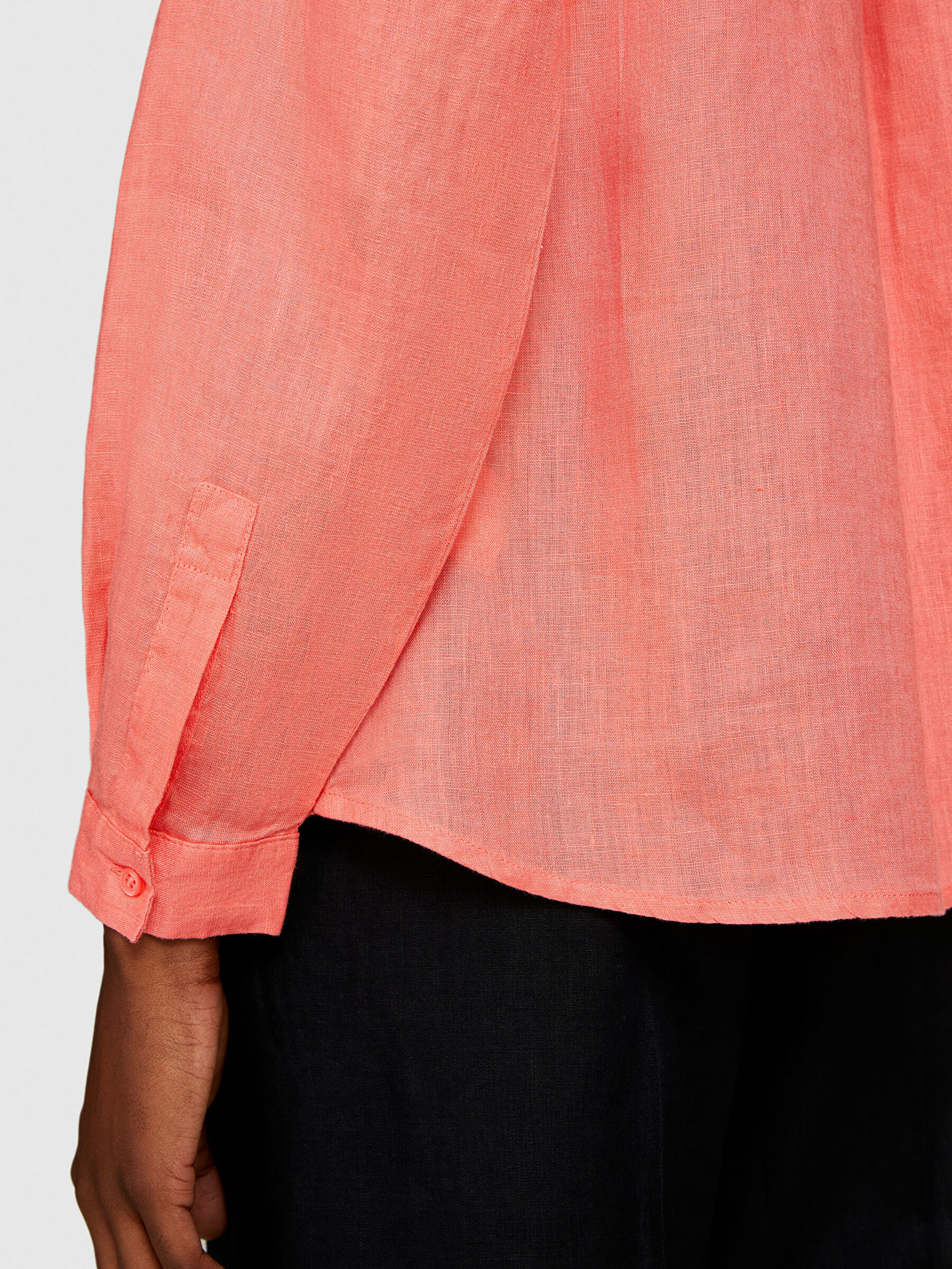 Kadın Mercan %100 Keten Düğmeli Göğüs Cepli Uzun Kollu Gömlek 324P5BMLLQ06S-37N