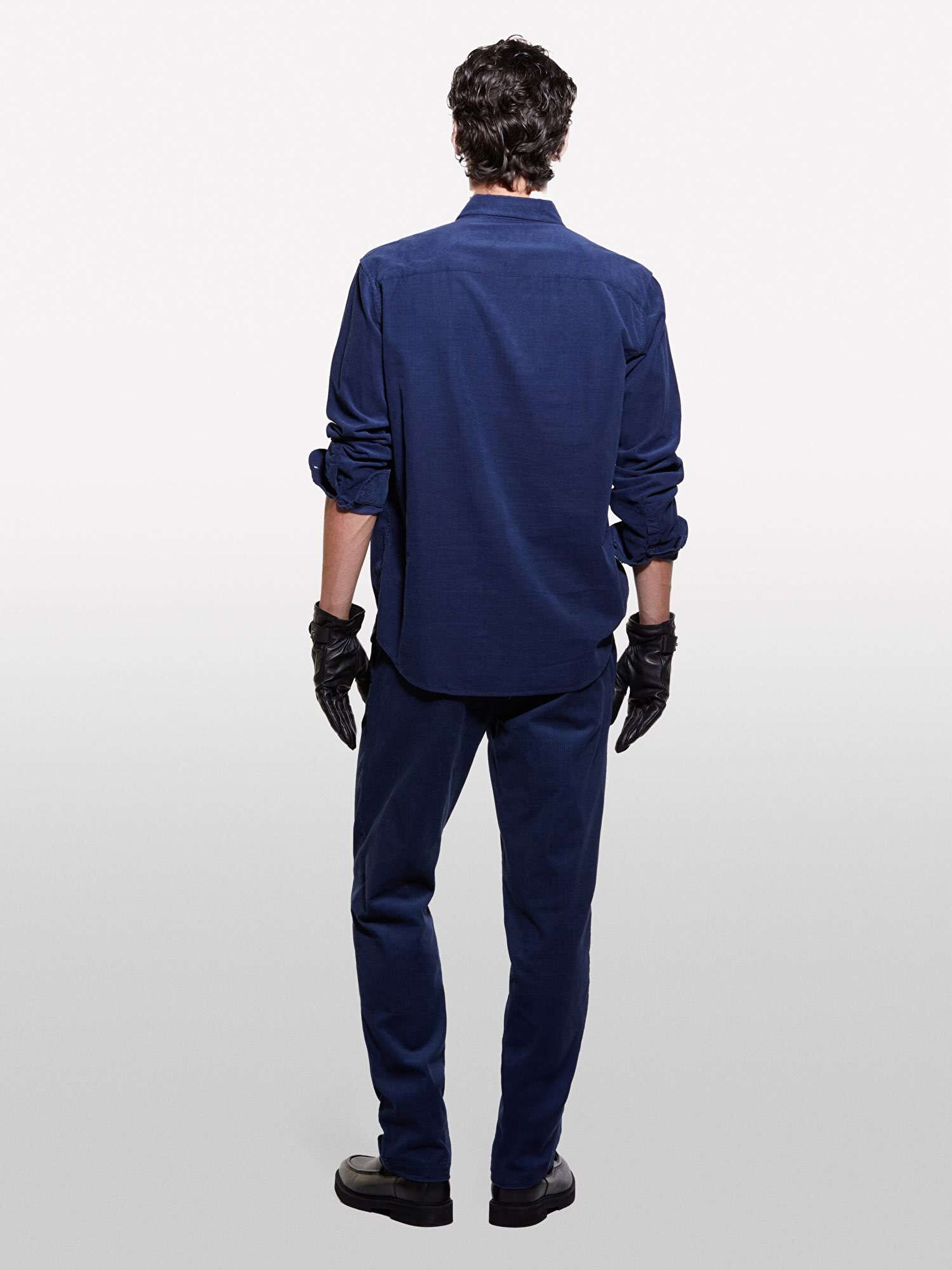 Resim Erkek Soluk Lacivert %100 Pamuk Normal Kesim Düğmeli Yaka Kadife Gömlek