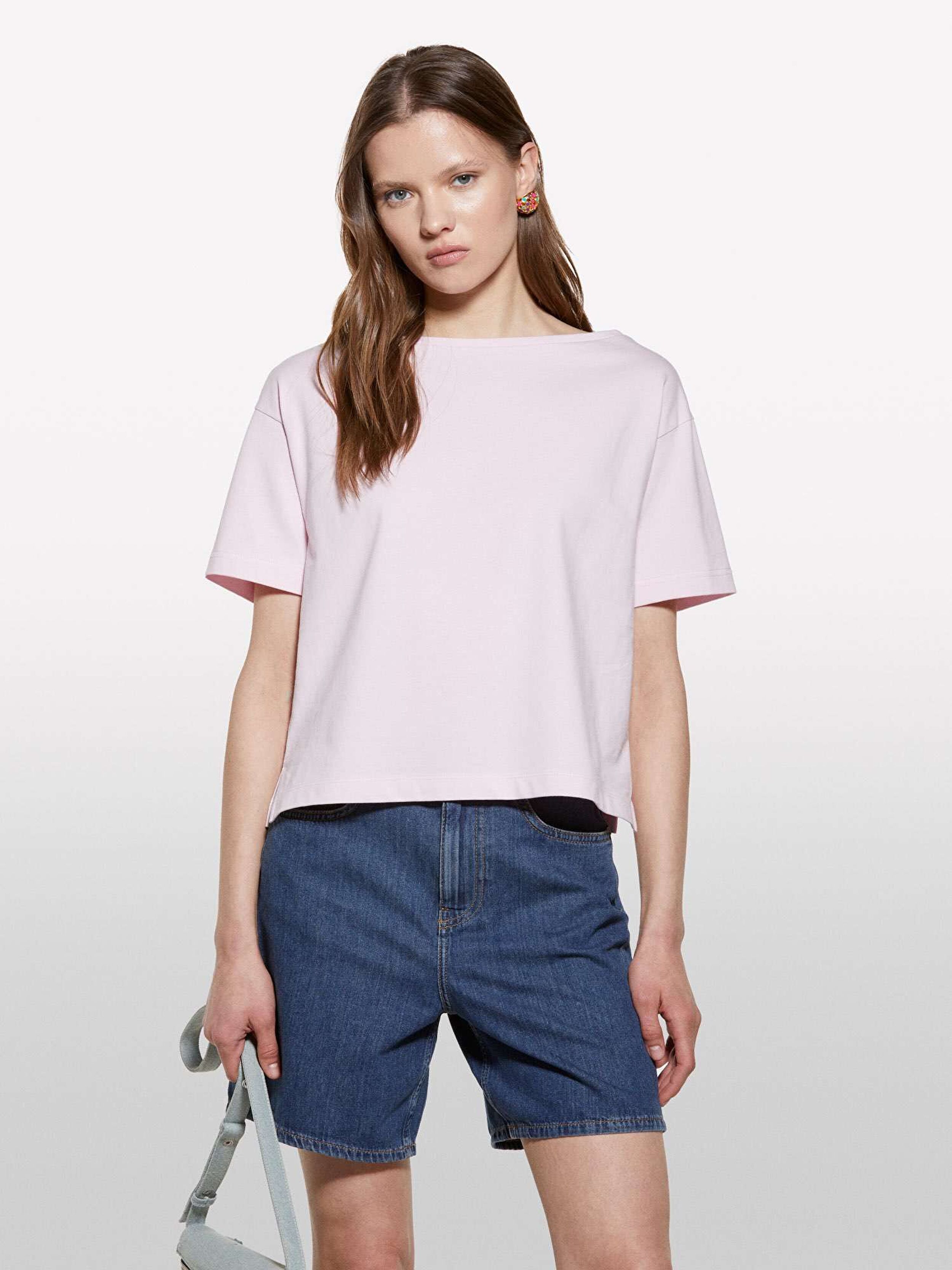 Resim Kadın Açık Pembe %100 Pamuk Kayık Yaka Boxy Fit Crop T-Shirt