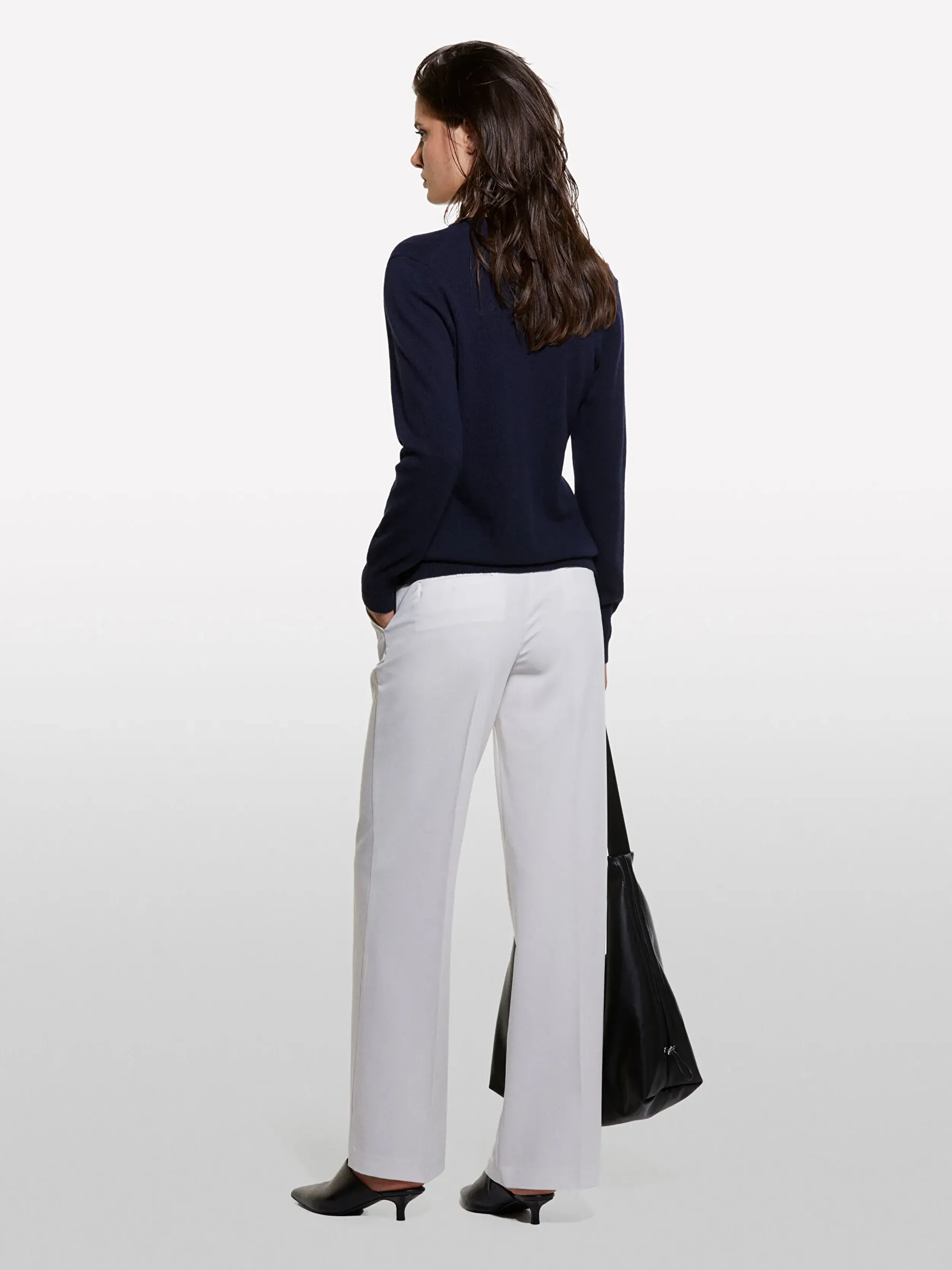 Resim Kadın Lacivert Yün ve Kaşmir Karışımlı Ribana Detaylı Bisiklet Yaka Hırka