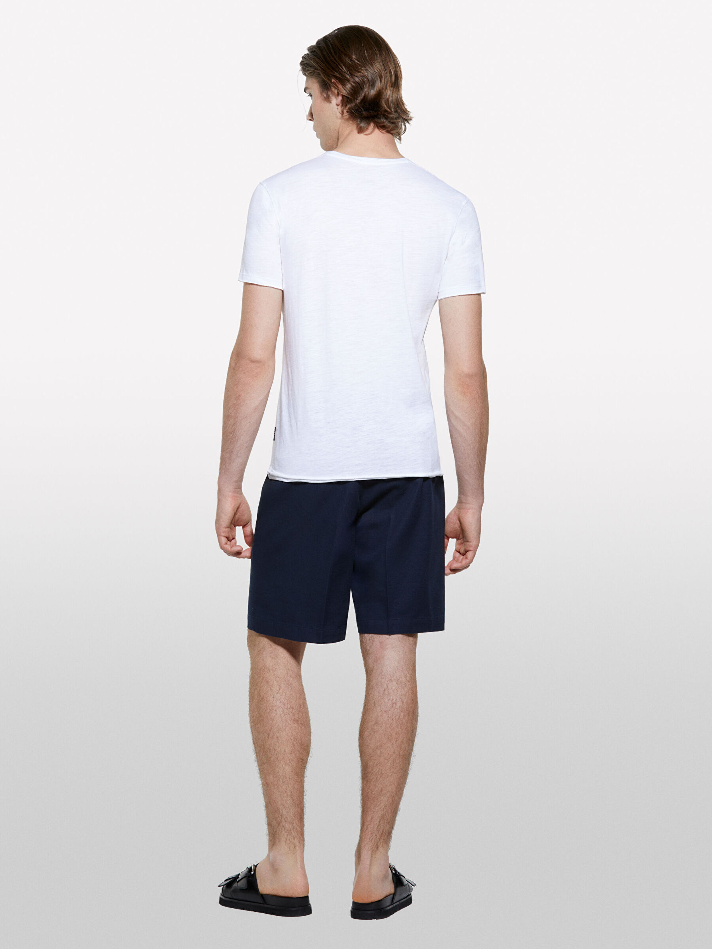 Resim Erkek Koyu Lacivert %100 Pamuk Yırtmaç Detaylı Regular Fit Bermuda Şort