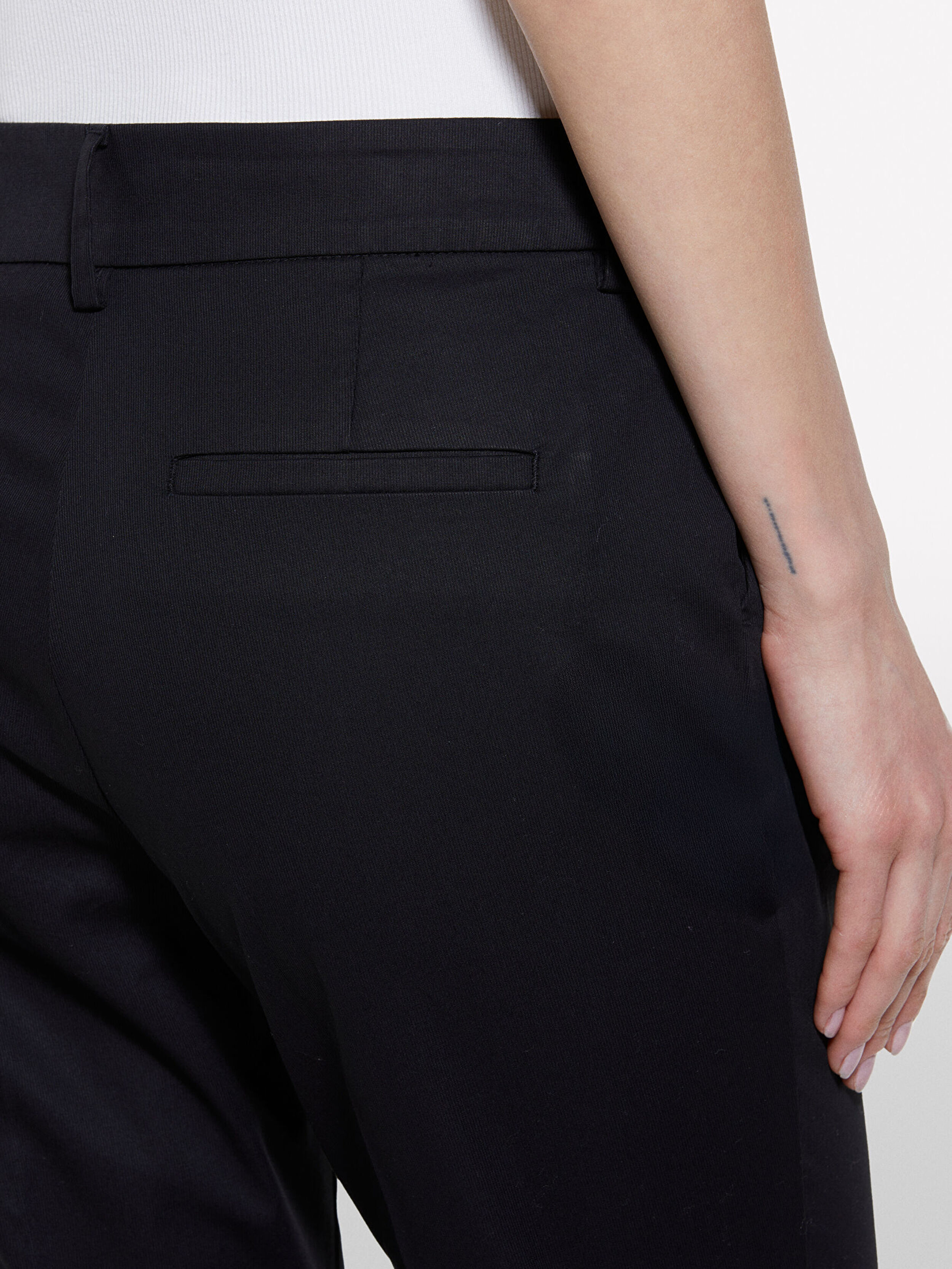 Resim Kadın Siyah Streç Pamuklu Normal Bel Straight Fit Pantolon