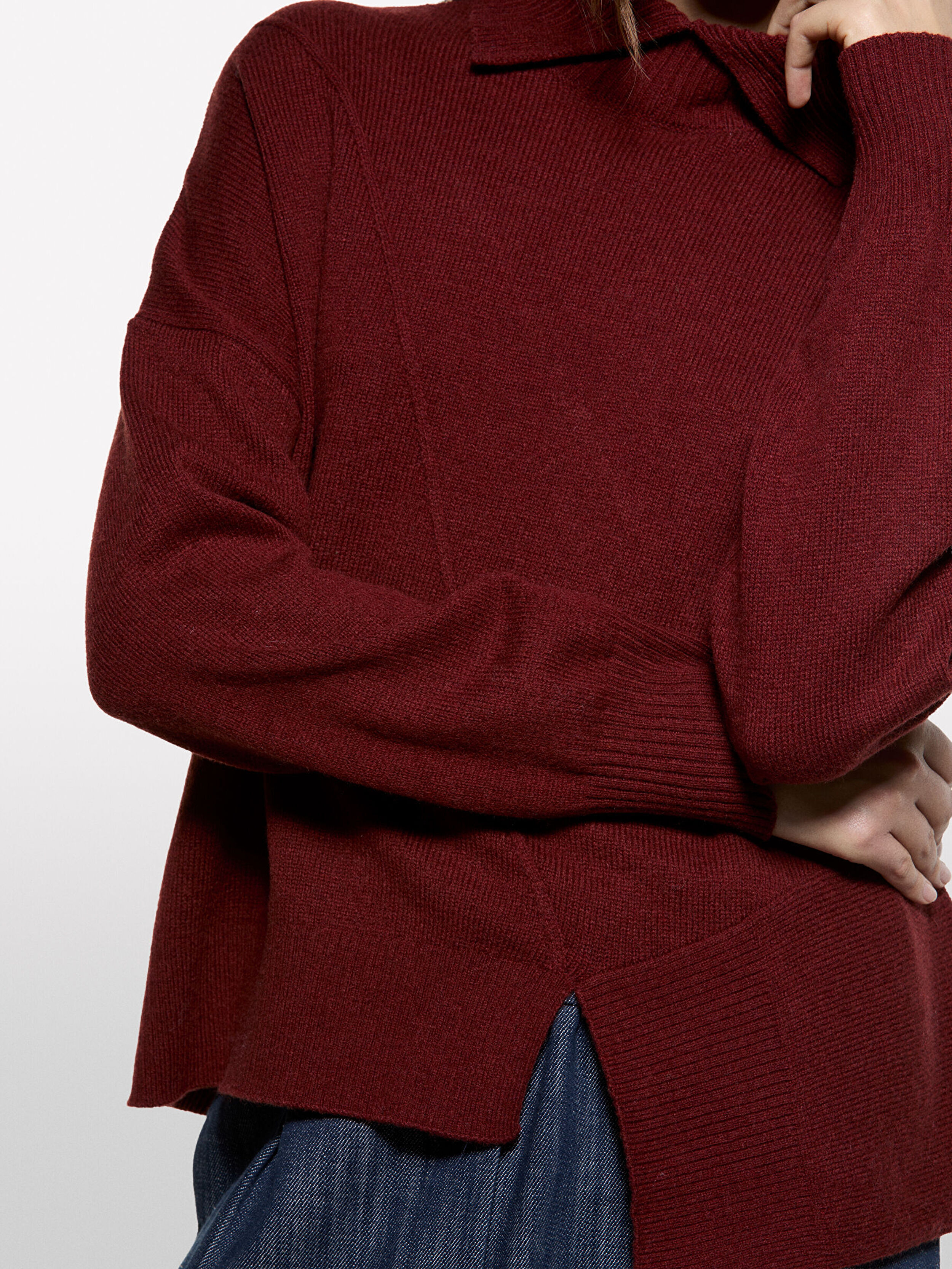 Resim Kadın Bordo Yün Karışımlı Asimetrik Yüksek Yaka Regular Fit Kazak