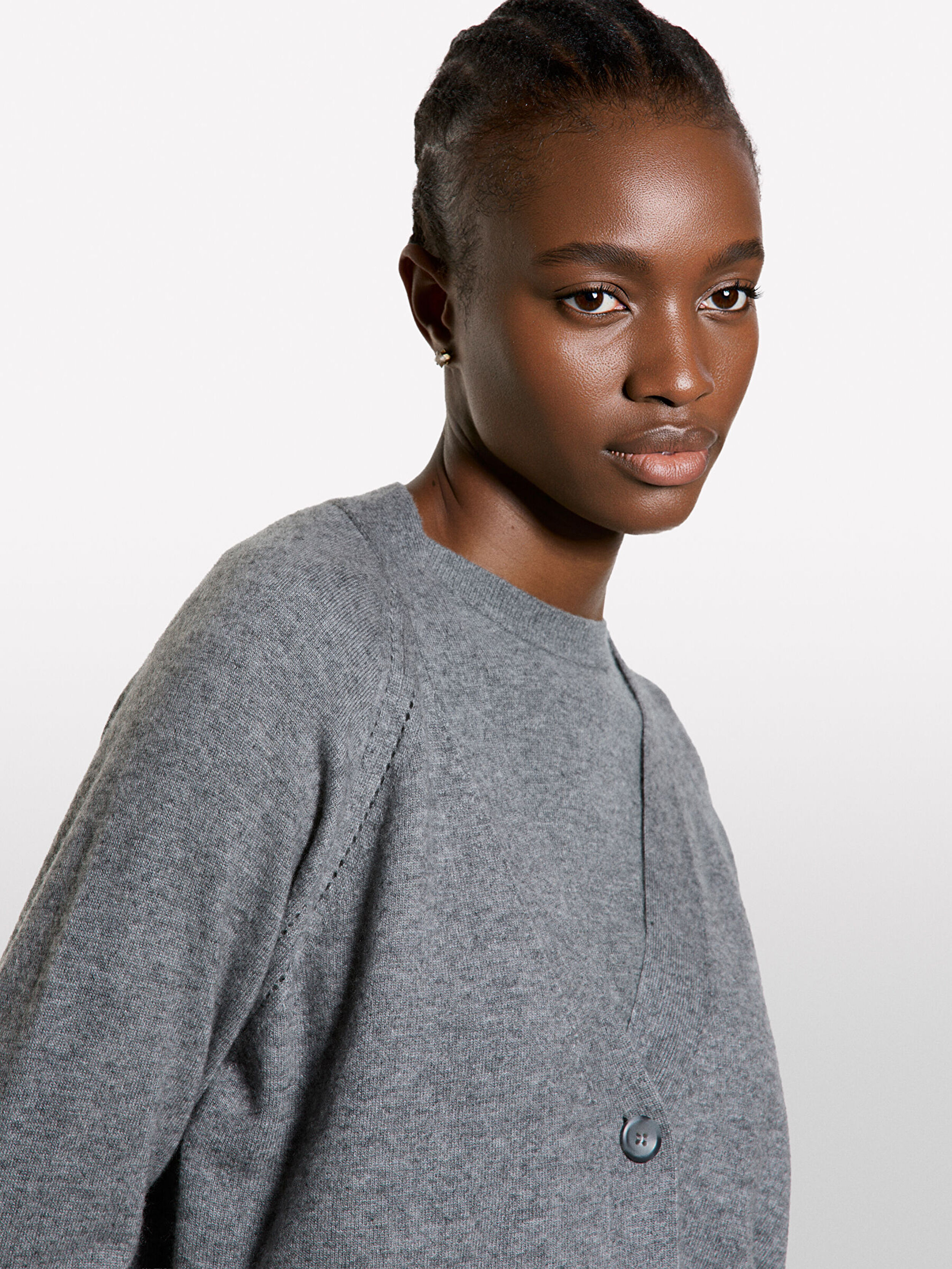 Resim Kadın Gri Viskoz ve Yün Karışımlı Önü Düğmeli Hırka