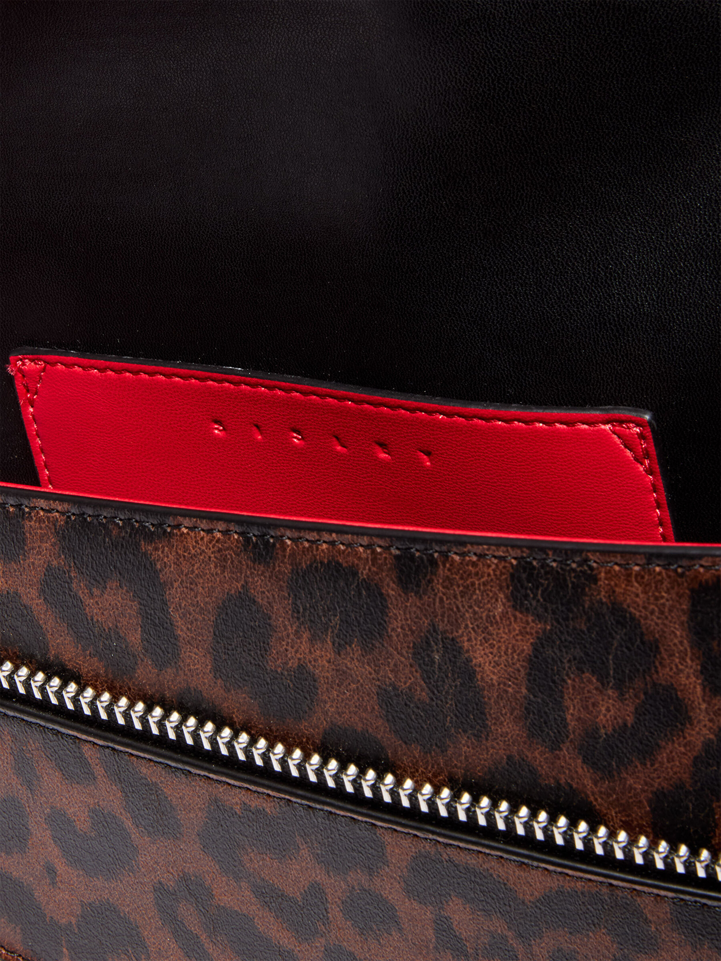 Resim Kadın Kahverengi Fermuar Detaylı Çıkarılabilir Askılı Omuz Çantası