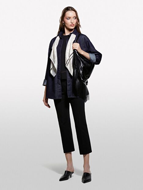 Resim Kadın Açık Mavi Pamuk ve Liyosel Karışımlı Çıtçıtlı Denim Gömlek