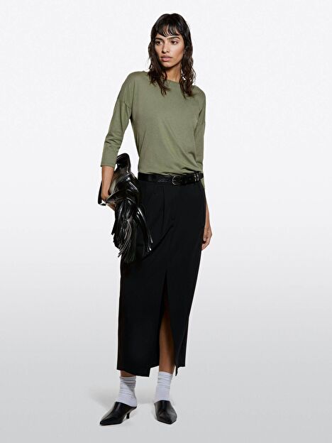 Resim Kadın Haki Yeşili Modal Karışımlı Kayık Yaka Regular Fit T-Shirt