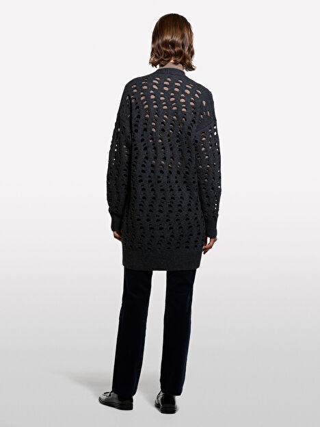 Resim Kadın Açık Gri Yün Karışımlı Delikli Cepli Düğmeli Nervürlü Hırka