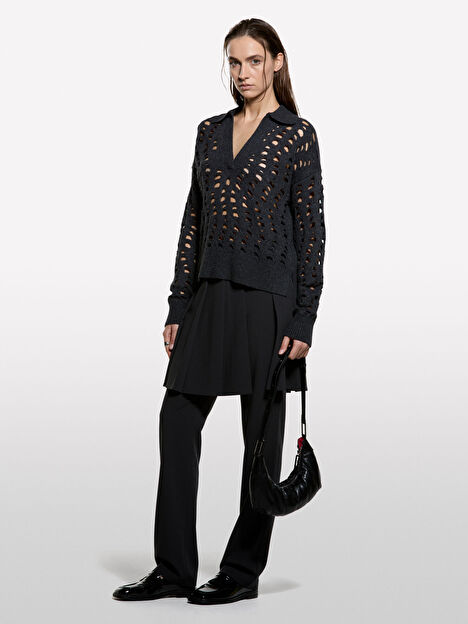 Resim Kadın Açık Gri Yün Karışımlı Delikli Nervürlü Polo Yaka Kazak