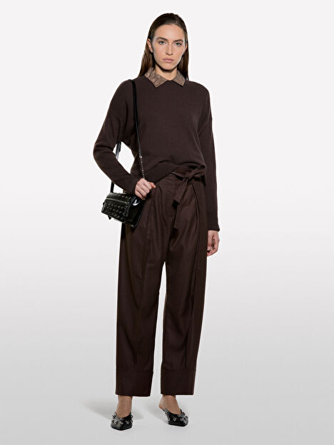 Resim Kadın Koyu Kahverengi Yün Karışımlı Nervür Detaylı Kayık Yaka Kazak