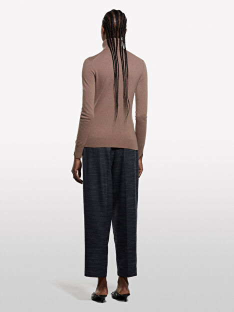 Resim Kadın Kahverengi Yün ve Kaşmir Karışımlı Ribana Detaylı Balıkçı Yaka Kazak