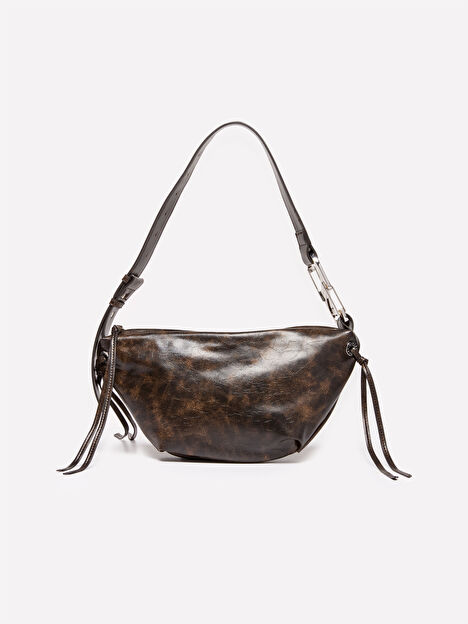 Resim Kadın Kahverengi Metal Detaylı Eskitilmiş Efektli Omuz Çantası