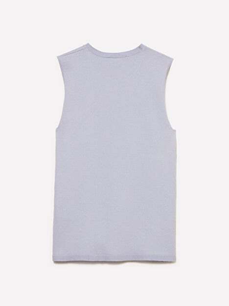 Resim Kadın Açık Lila Viskoz Karışımlı Önü Üçgen Detaylı Kolsuz Kazak